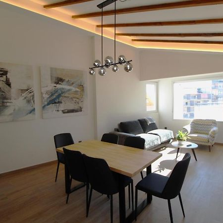 Atico Loft De Lujo Con Terraza Espectacular Y Vista A Los 2 Castillos Apartment Alicante Ngoại thất bức ảnh