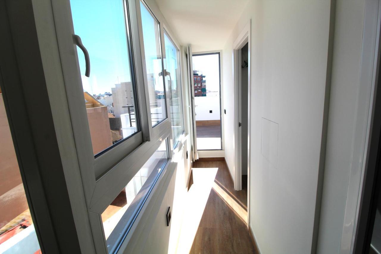 Atico Loft De Lujo Con Terraza Espectacular Y Vista A Los 2 Castillos Apartment Alicante Ngoại thất bức ảnh